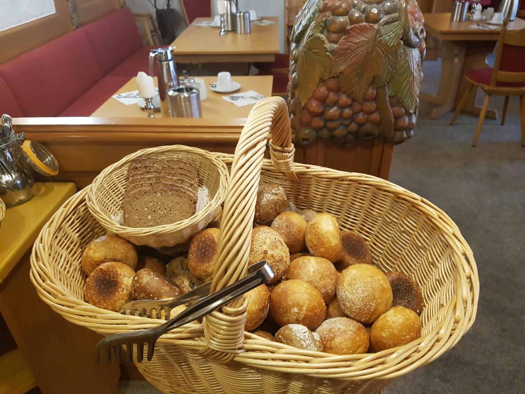 Hotel Zum Goldenen Ochsen Maikammer Εξωτερικό φωτογραφία