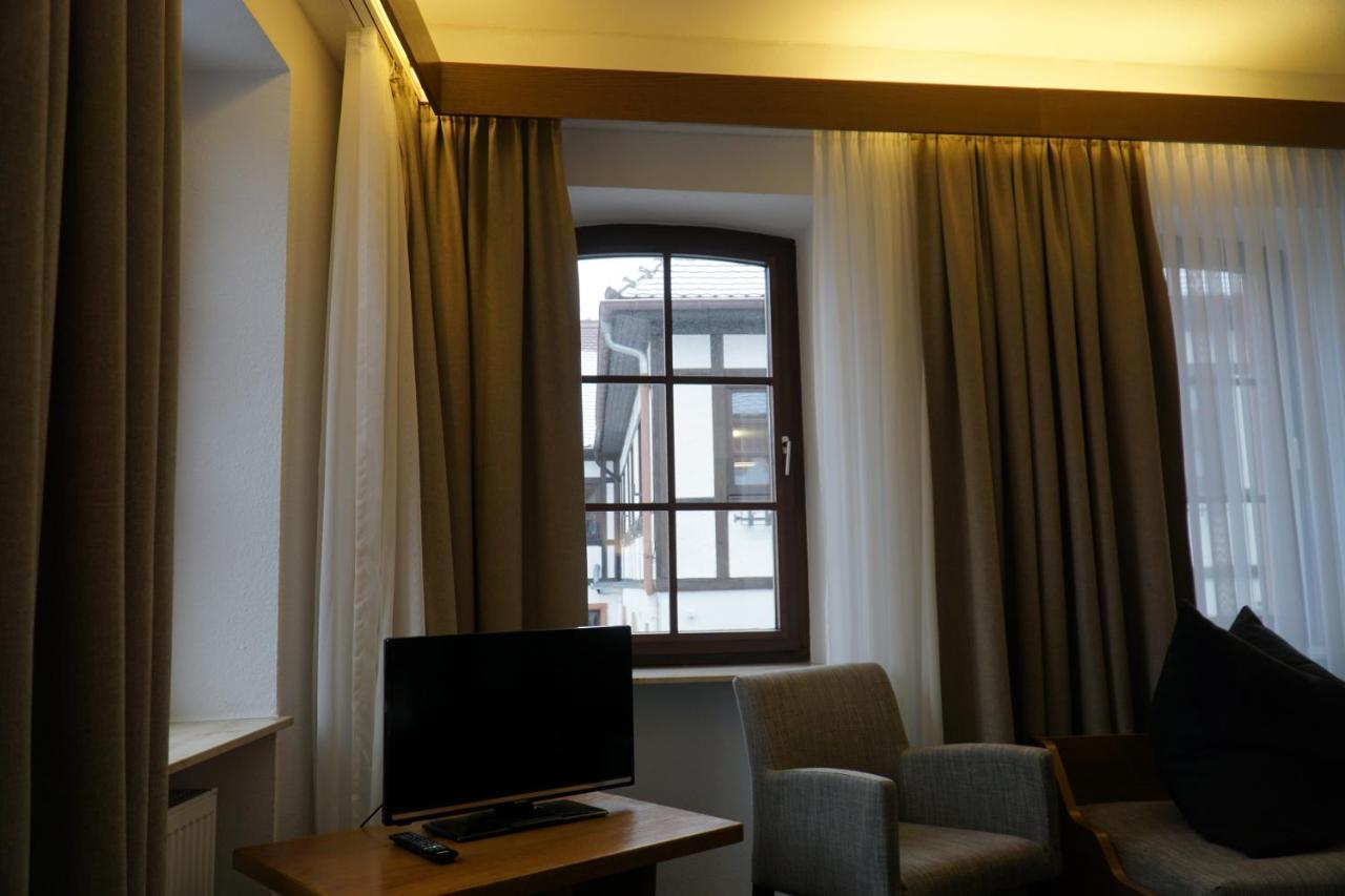 Hotel Zum Goldenen Ochsen Maikammer Εξωτερικό φωτογραφία